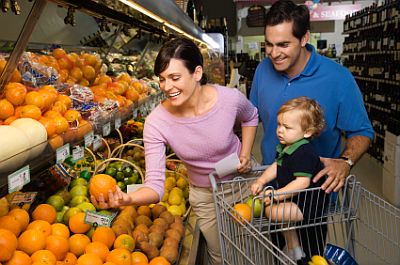 family buying healthy food